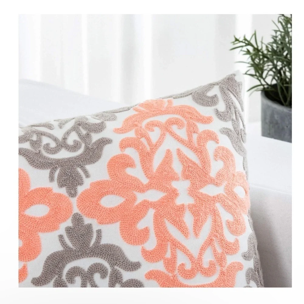 Throw pillow cover